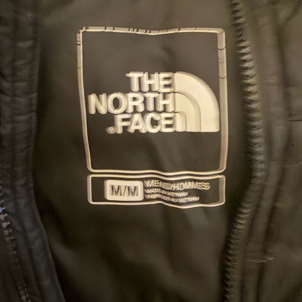 The North Face Charcoal Insulated Jacket - Picture 4 of 4